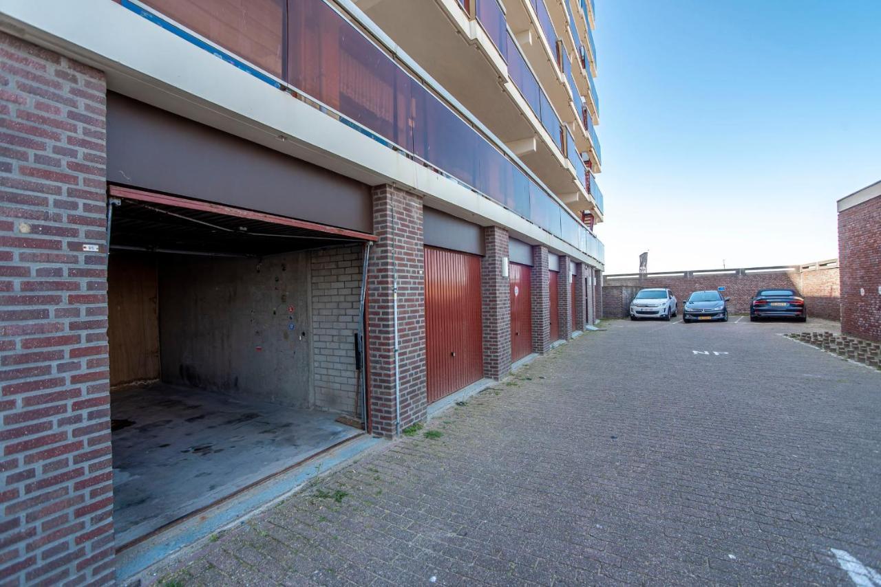 Ibiza With Private Parking Zandvoort